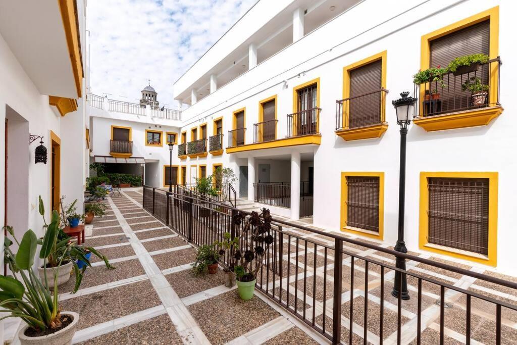 Casa San Lucas - Corazon Del Casco Historico Con Piscina Y Parking Appartement Jerez de la Frontera Buitenkant foto